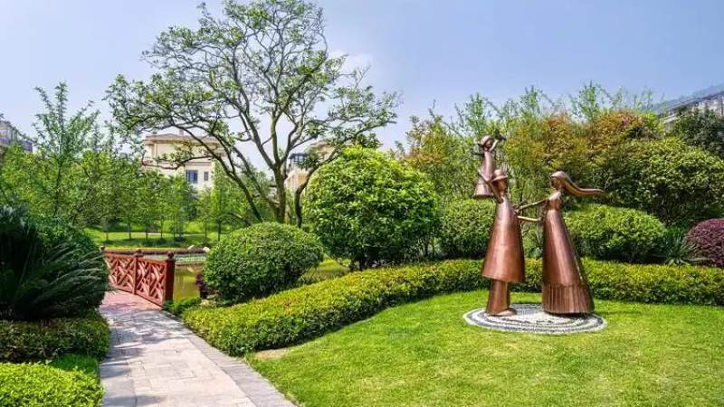 悟空体育新闻资讯配图，联赛焦点战现场